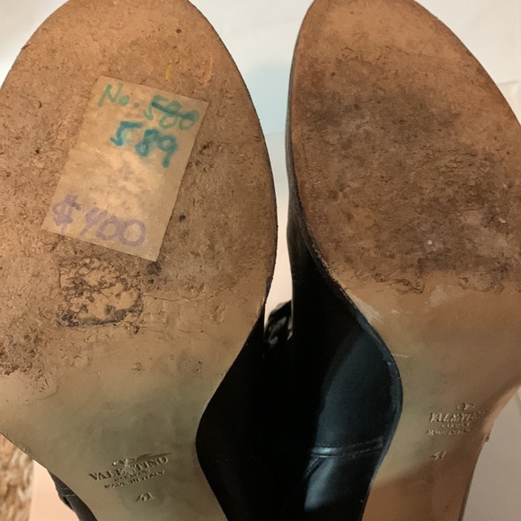 Valentino black bootie heels with floral appliqué - Picture 5 of 6